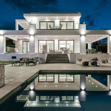 Valentino Luxury Villa Plános Zewnętrze zdjęcie
